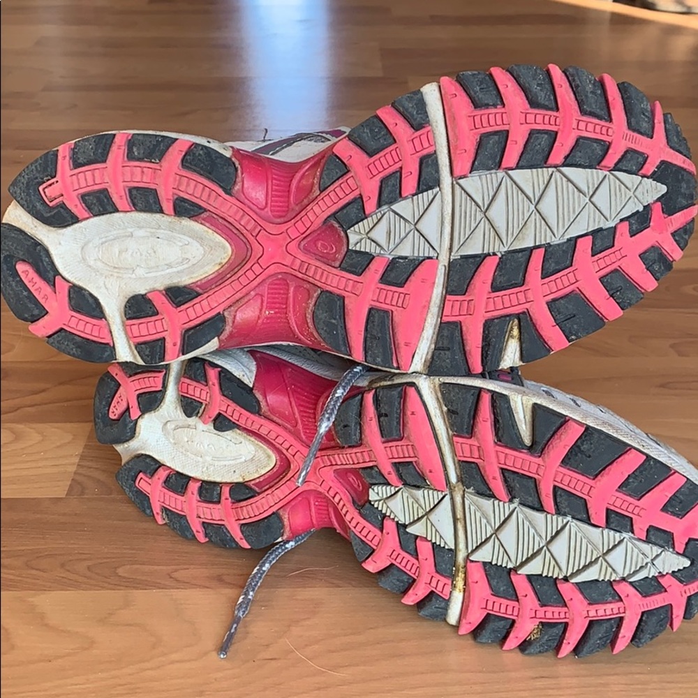 Used ASICS - Picture 5 of 6